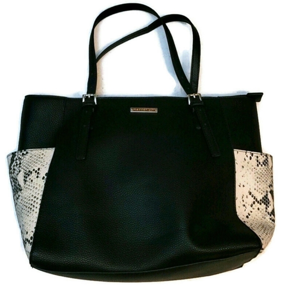 Madden Girl Handbags - Madden Girl black tote animal print outer pockets